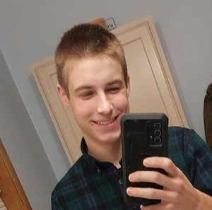 Meet your Posher, Joshua